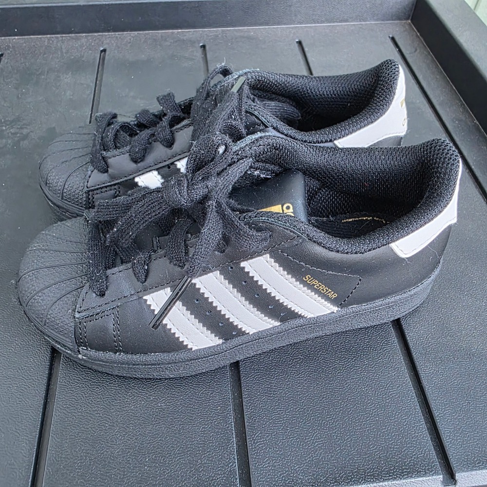 Adidas Kids Superstar Black White Gold BA8379 Sneakers Size 11K